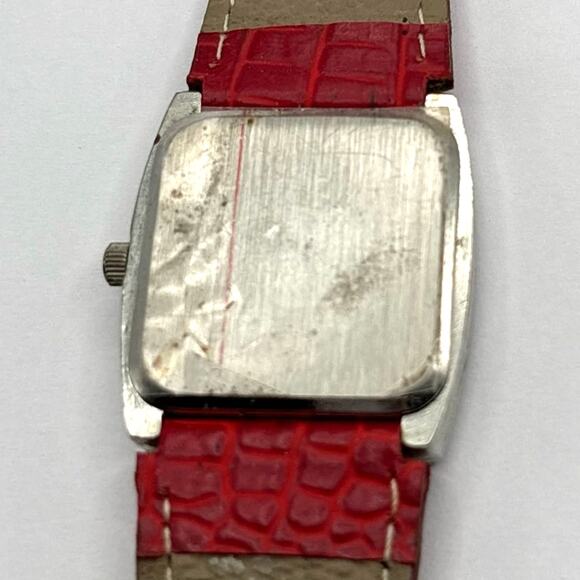 Red Crystal Watch - Picture 5 of 5